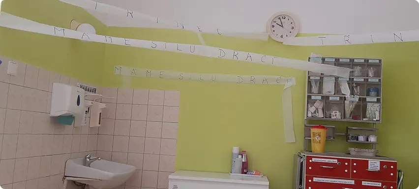 Moment z finálové jarní cesty a nemocničního období Jarky Ornstové